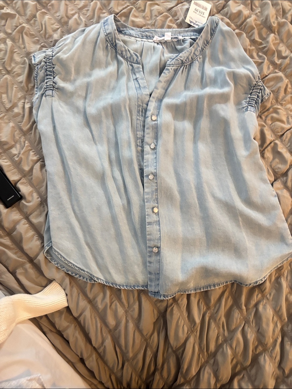 Jane and Delancey Light Blue Sleeveless Button-Front Top